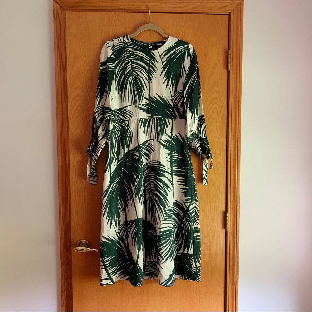 NWT Zara leaf dress